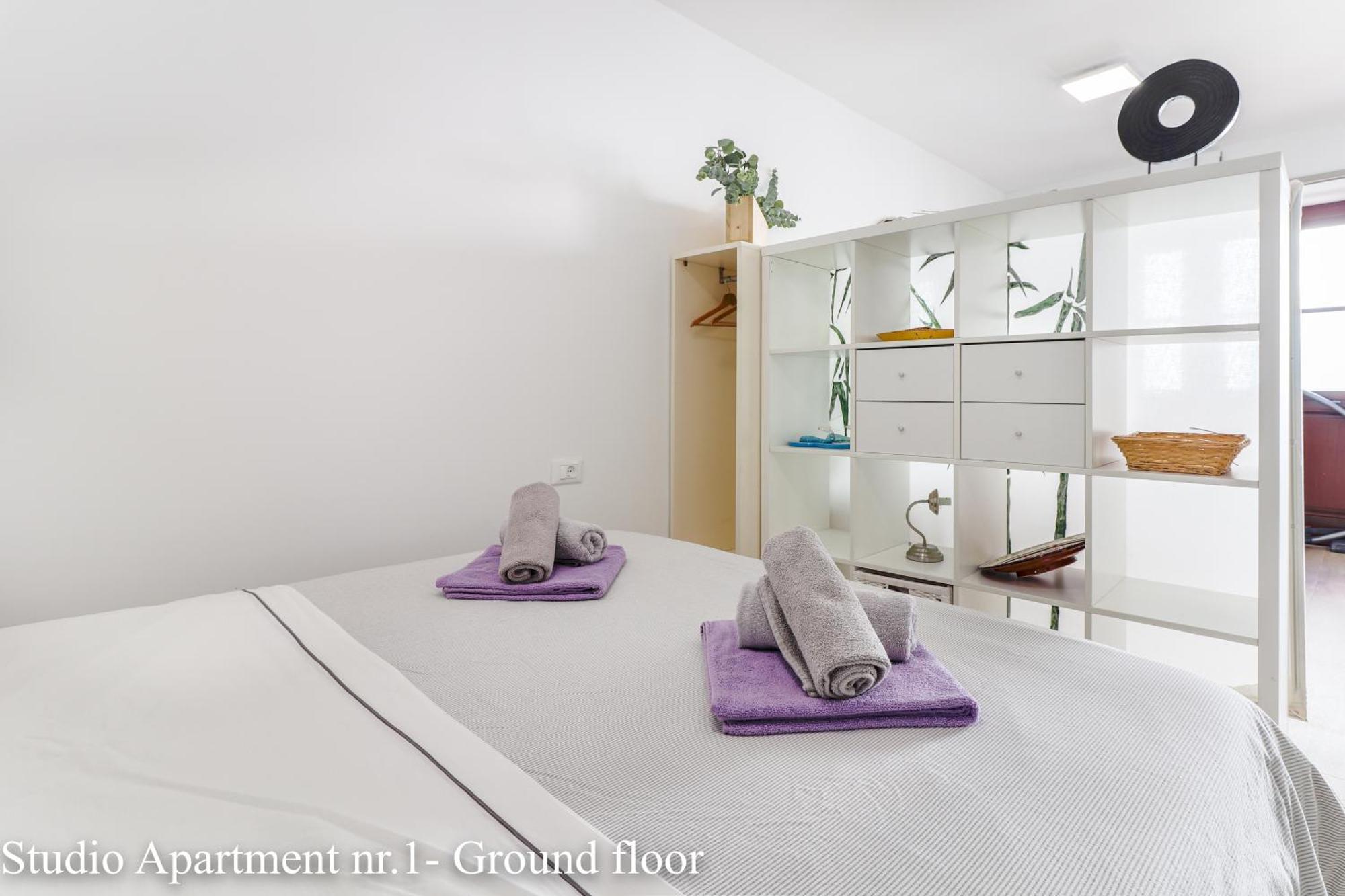 Casanova Apartments - Viewpoint Върсар Екстериор снимка